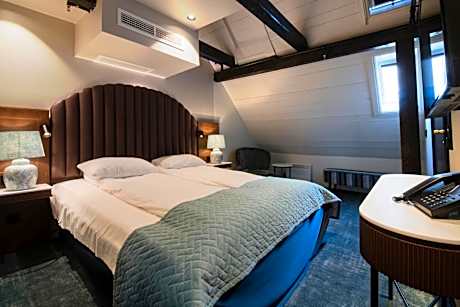 Petit standard room