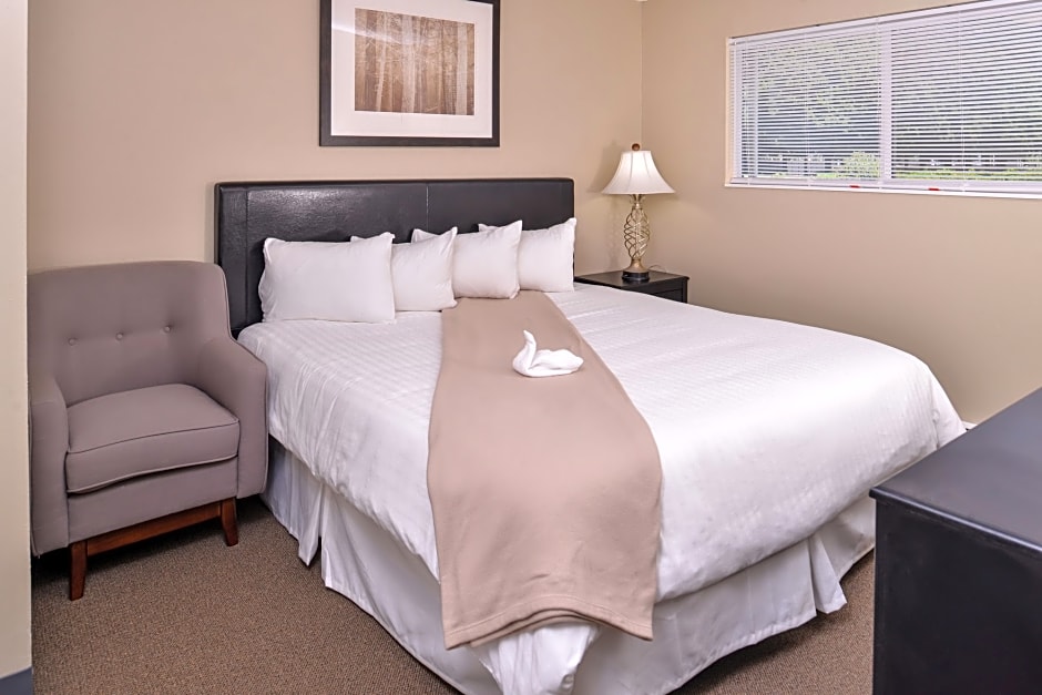 Sunrise Garden Suites