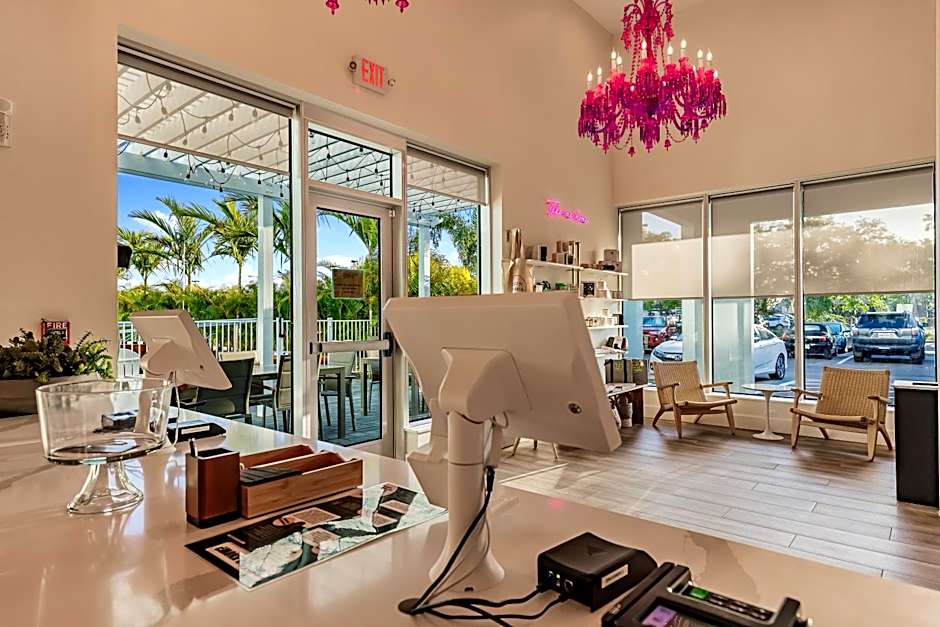 Kompose Boutique Hotel Sarasota