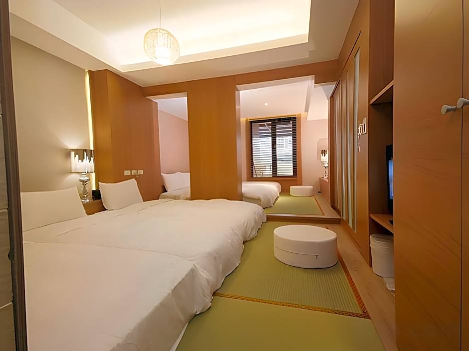 CHECK inn Express Taipei Station