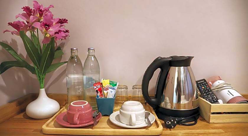 De Lavender Bangkok Hotel