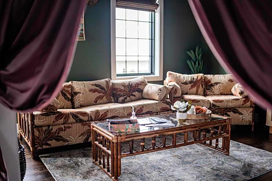 The Atrium - A Boutique Hotel - Suite 16