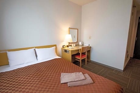 Double Room - Non-Smoking