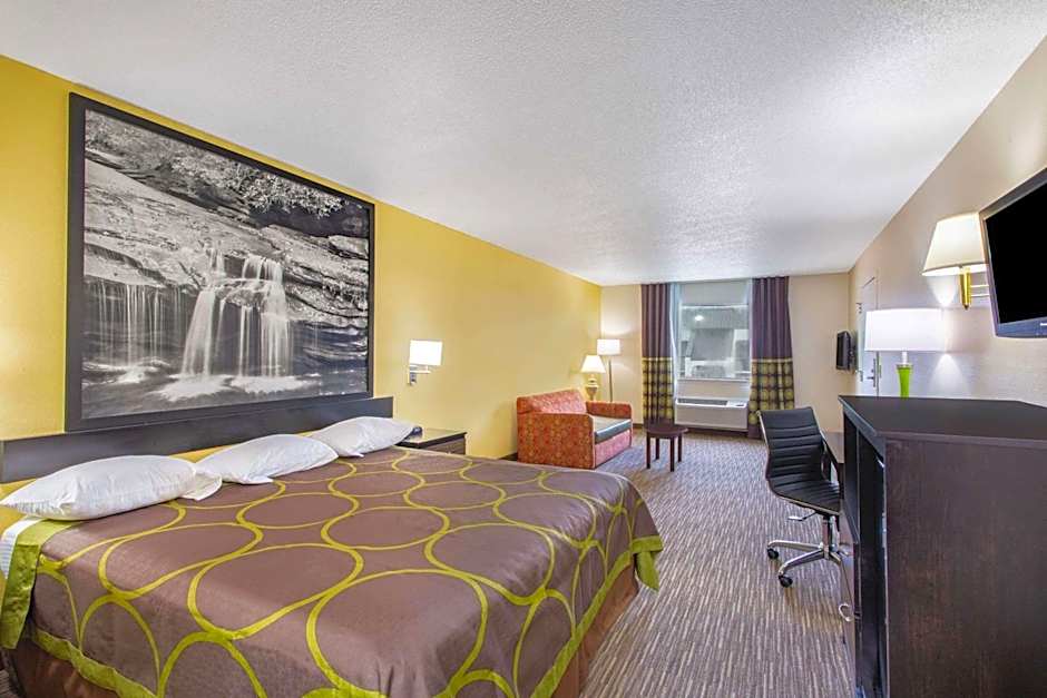 Super 8 by Wyndham Florence