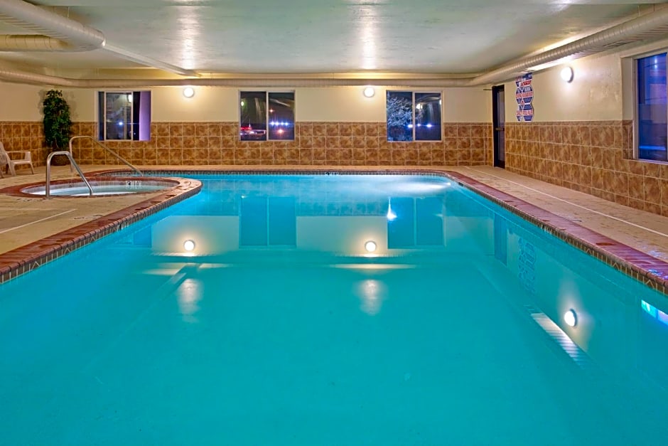 Holiday Inn Express Hotel & Suites Cedar City, an IHG Hotel