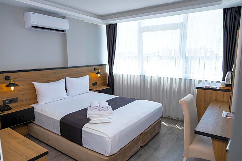 Comfort Center Suit Hotel