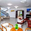 Golden Hotel