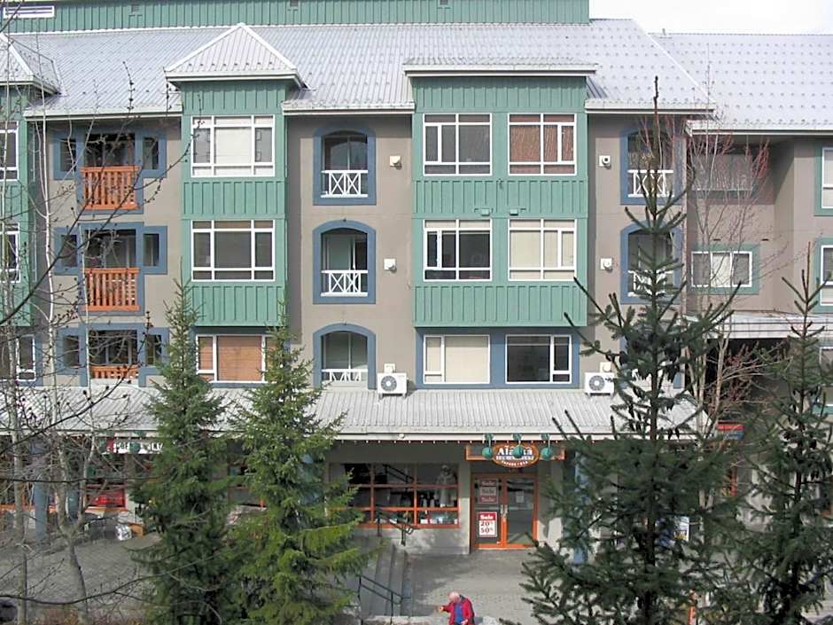 Town Plaza Suites by Golden Dreams