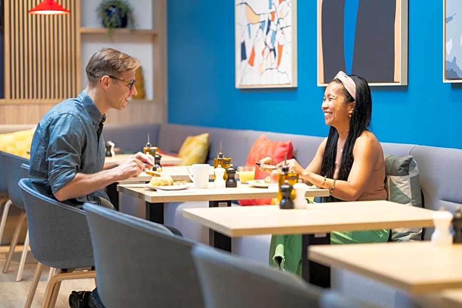 Holiday Inn Express Antwerp - City Centre By IHG