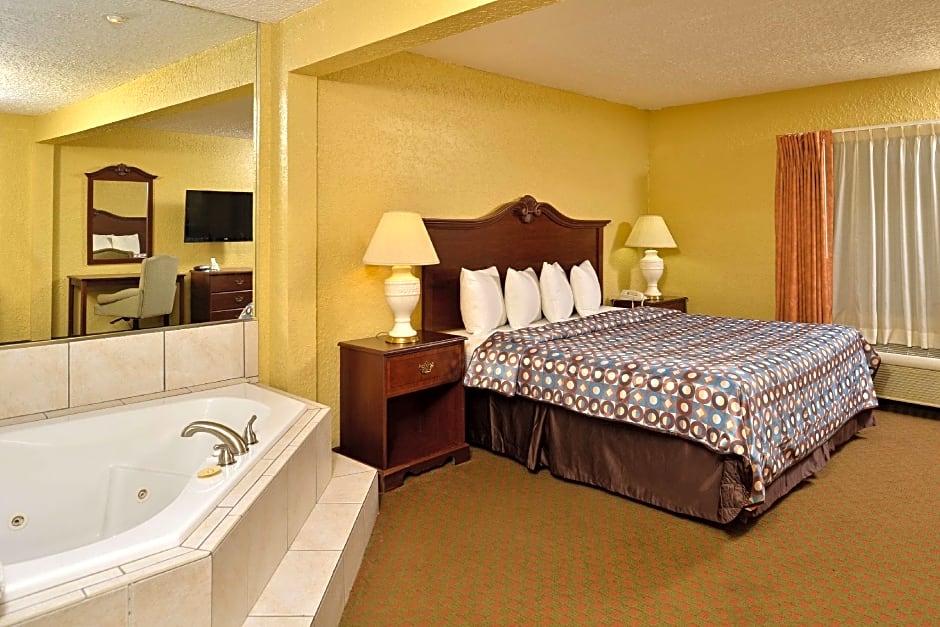 Americas Best Value Inn Starke