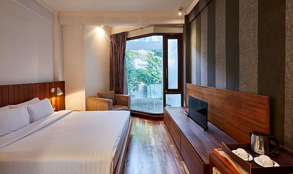 LUXX Silom Hotel (SHA Extra Plus)