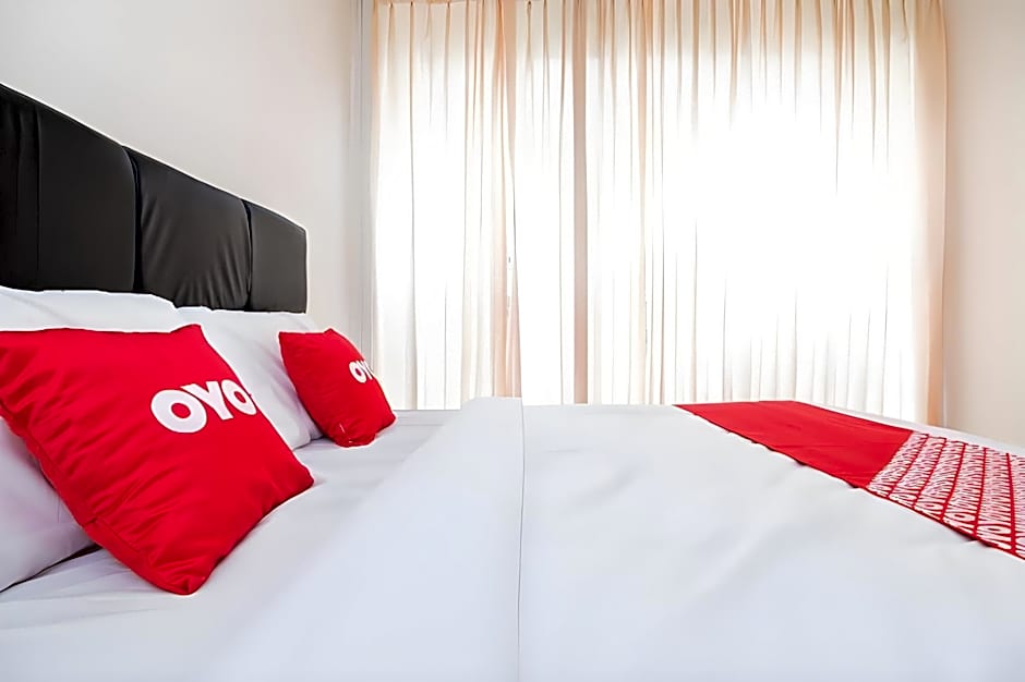 OYO 2001 Taman Dayu Villa Golf View