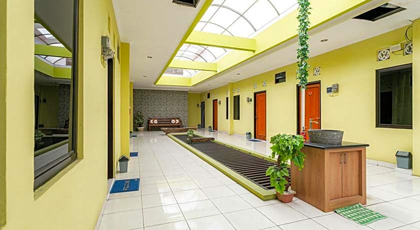 RedDoorz Syariah near Assalaam - UMS