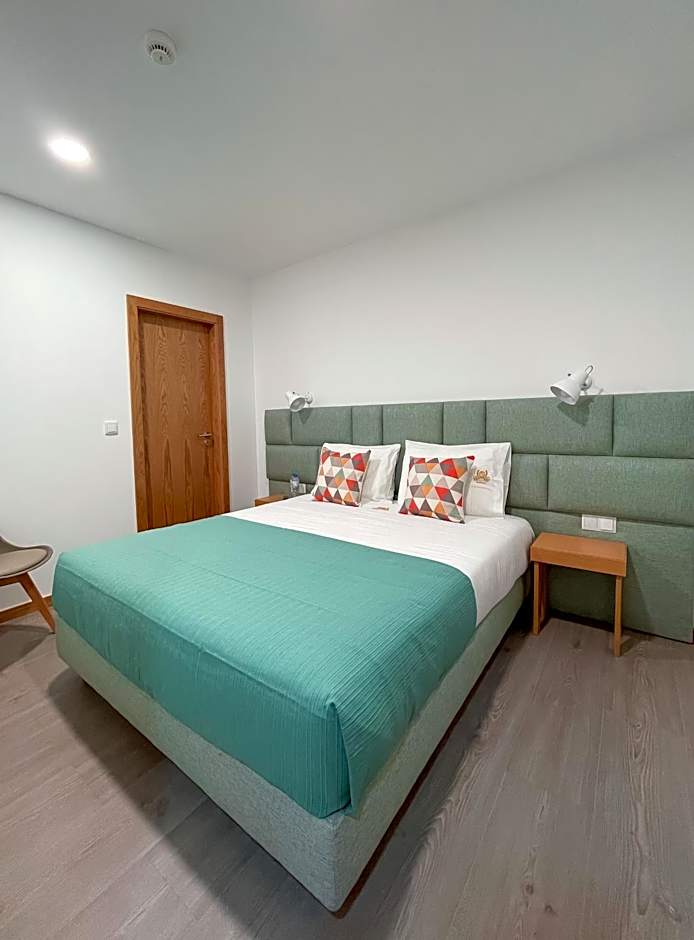 Soldouro Train Suites