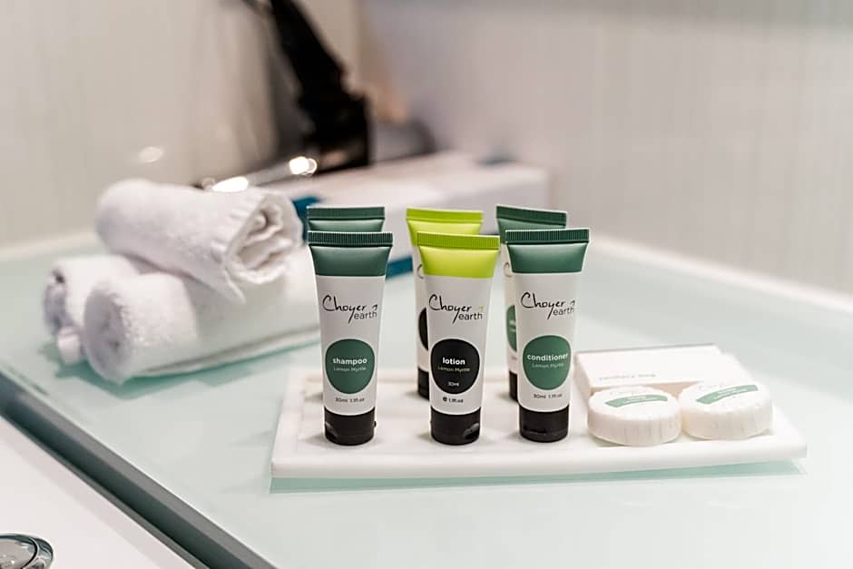 Gateway Hotel by Nightcap Plus