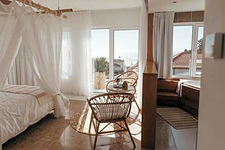 Double Room with Balcony and Sea View
