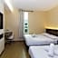 Smile Hotel Subang Usj