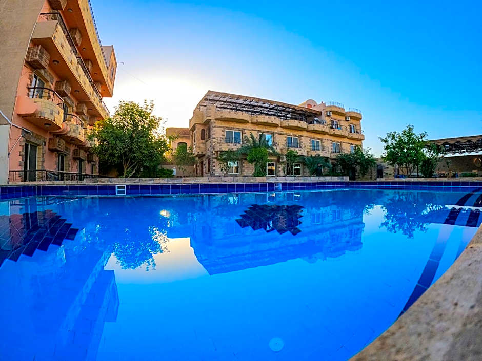 New Memnon Hotel