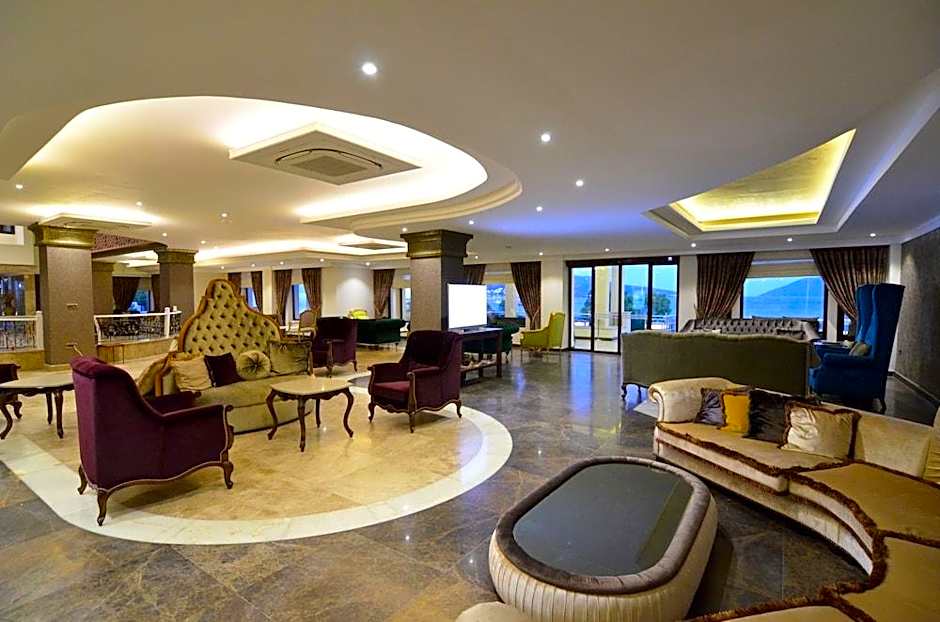 Azka Hotel