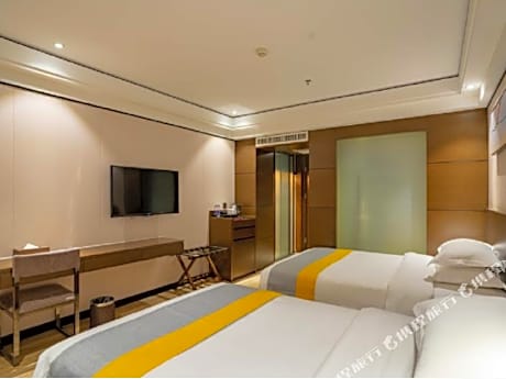 Universal International Hotel