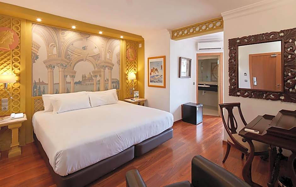 Sercotel Hotel President