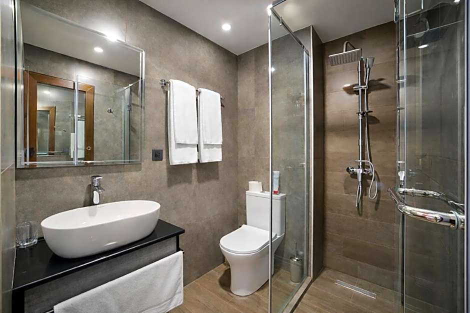 Elysium Gallery Hotel