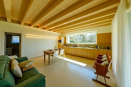 Superior One-Bedroom Apartment