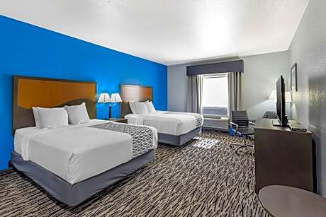 2 Queen Beds, Non-Smoking, Pillow Top Mattress, 42 Inch Led Television, Microwave And Refrigerator, 