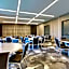 The Rose Hotel Chicago O'Hare, Tapestry Collection by Hilton
