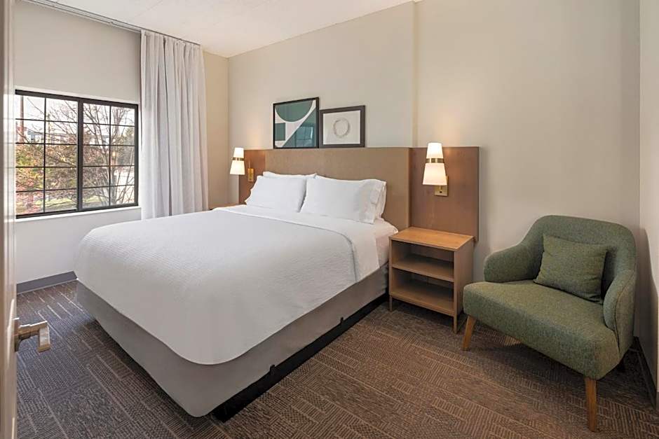 Staybridge Suites Minneapolis-Maple Grove By IHG