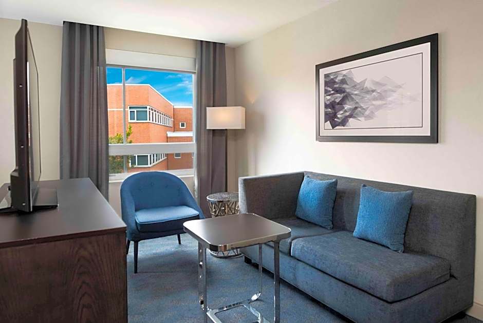 Homewood Suites By Hilton Boston Logan Airport Chelsea