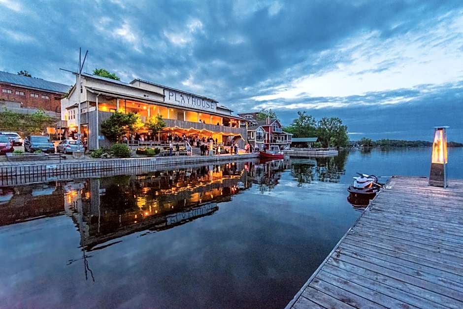 Best Western Plus 1000 Islands Hotel & Suites