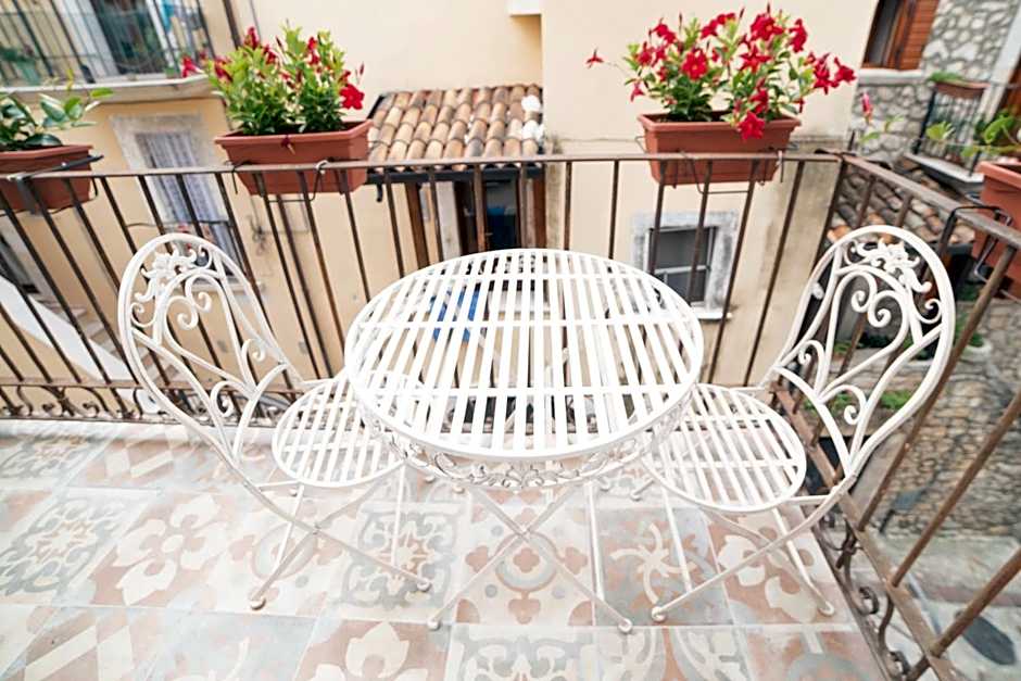 Aria di Vico Aparthotel