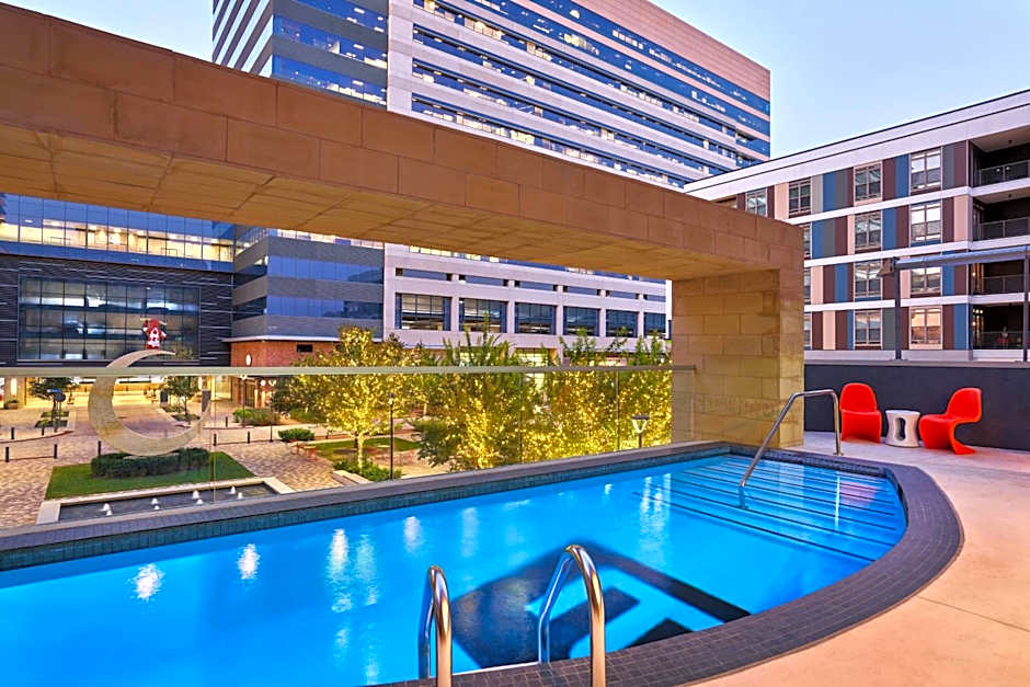 Aloft by Marriott Richardson
