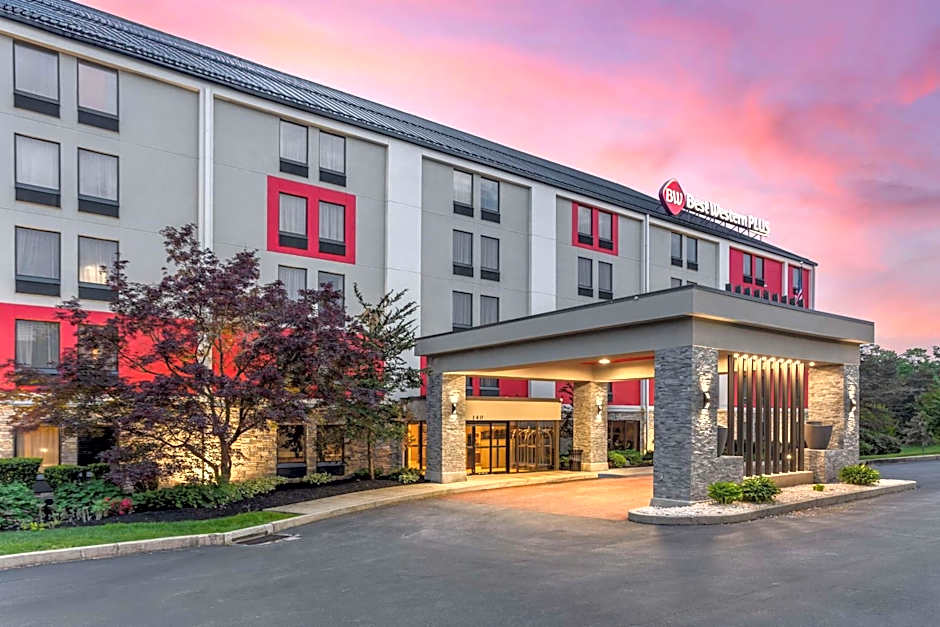Best Western Plus Heritage Rail Inn & Suites