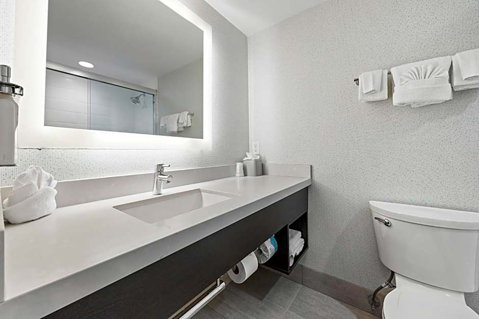 Holiday Inn Express Sunnyvale - Silicon Valley By IHG