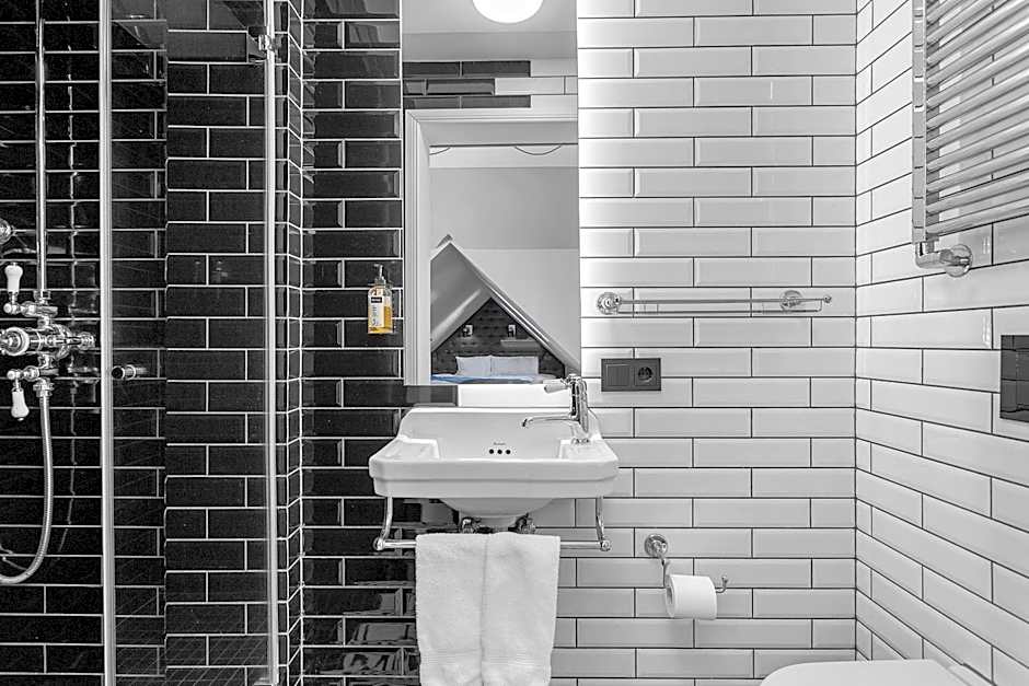 ODDSSON Downtown Hotel