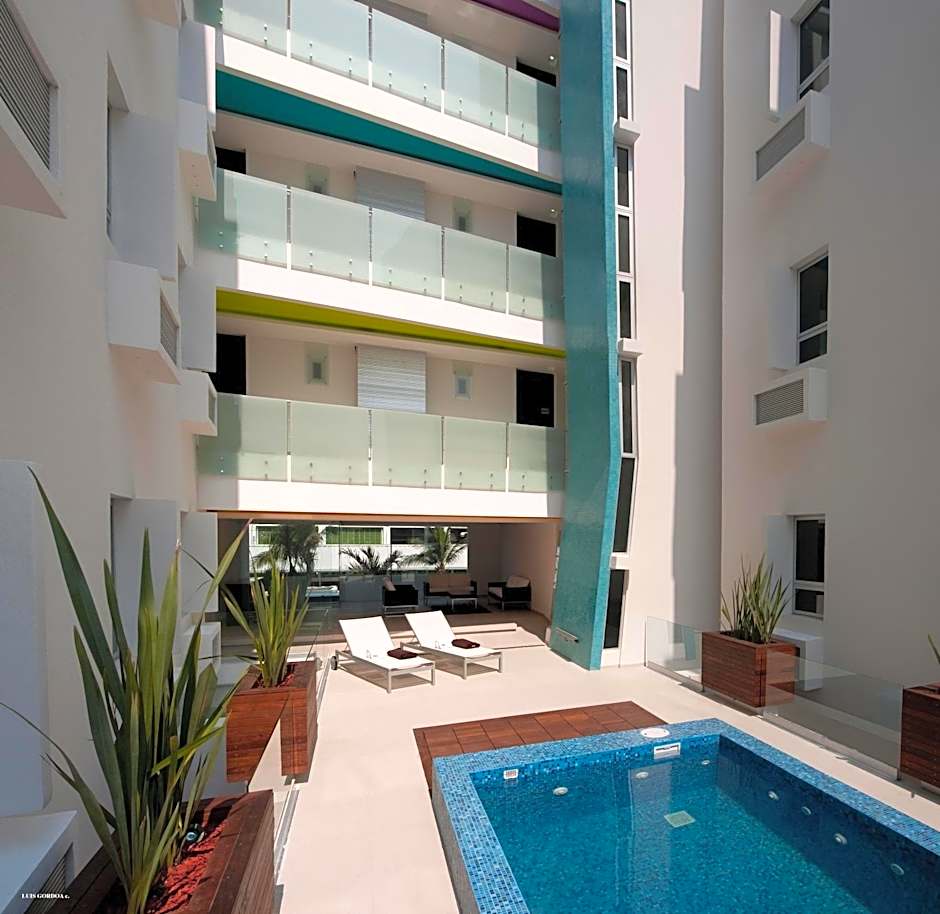 Nu Hotel