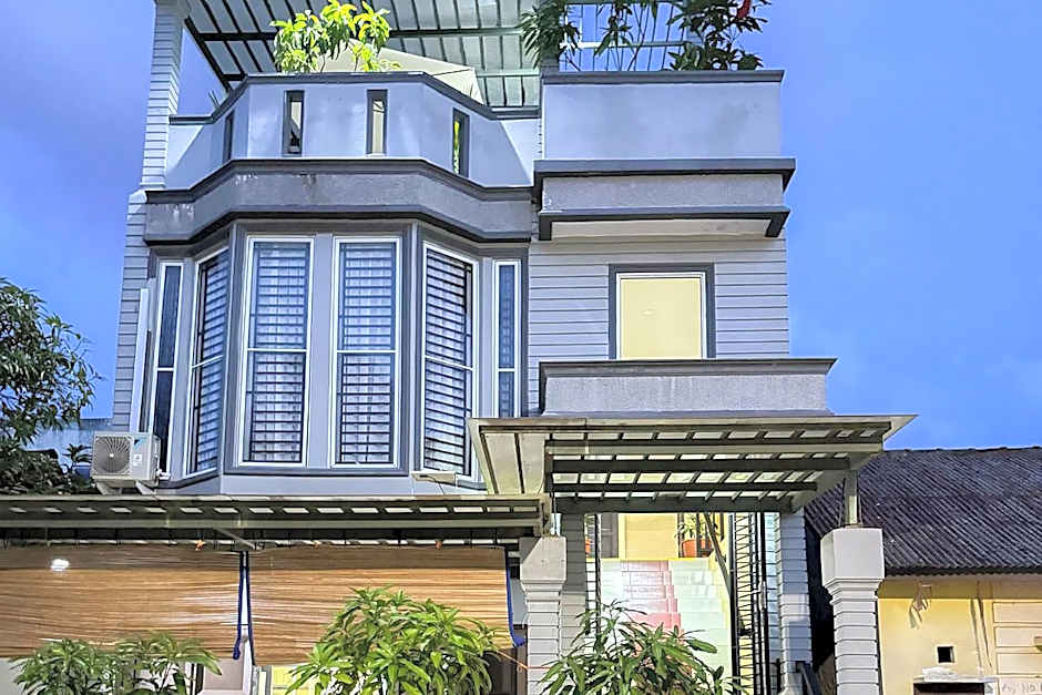 Urbanview Botania Meeting Point Batam by RedDoorz