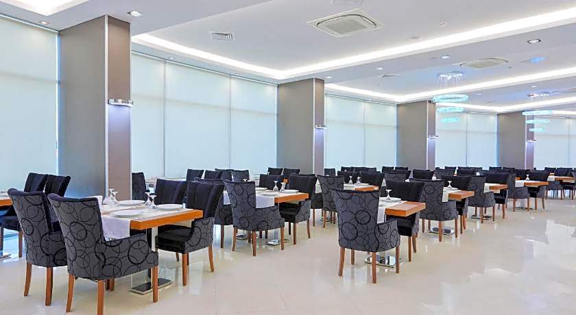 Ramada Hotel and Suites Edirne