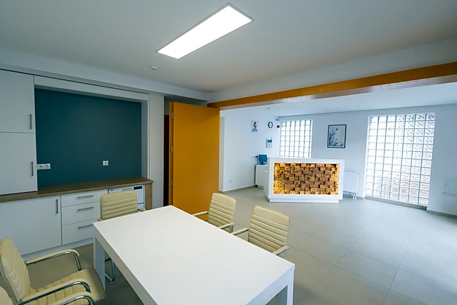 MERKUR APARTMENTS - SELF CHECK-in