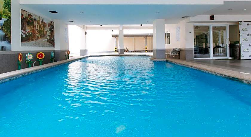 RedDoorz Plus @ Alpina Heights Paranaque