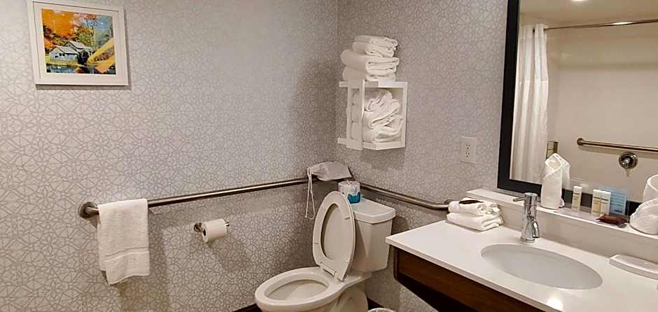 Hampton Inn Hillsville