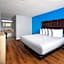 Super 8 by Wyndham Portsmouth - Norfolk