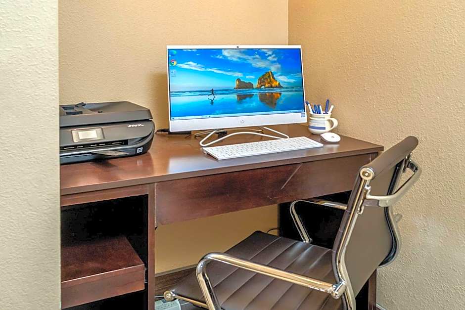 Comfort Inn & Suites Grundy