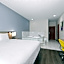 Microtel Inn & Suites by Wyndham Panama City