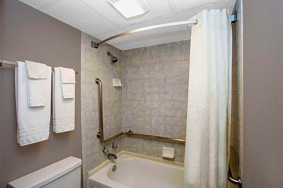 Super 8 by Wyndham Springdale AR