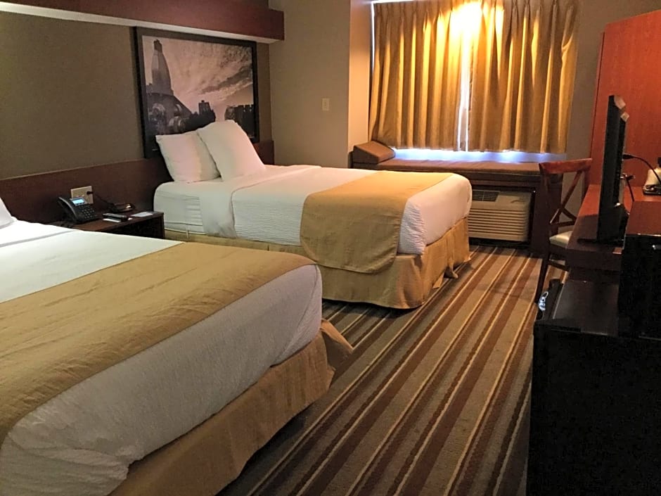 Super 8 by Wyndham Harbison/Parkridge Hospital