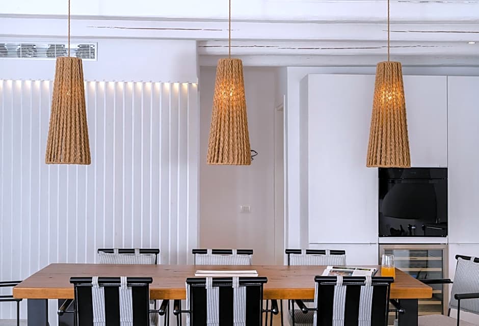 Villa Paoli - Private Pool, Sea View & Jacuzzi