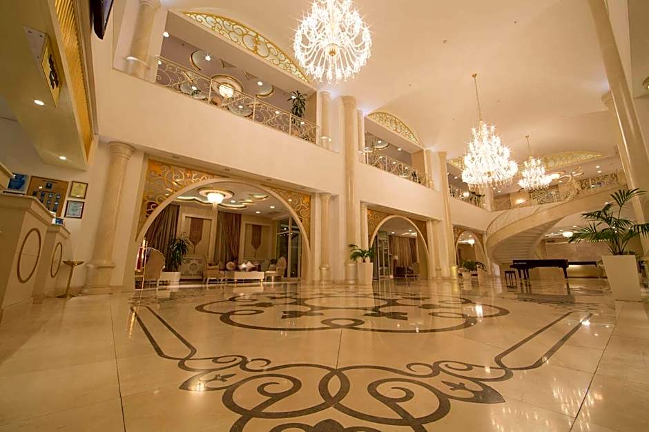 Qafqaz Riverside Hotel